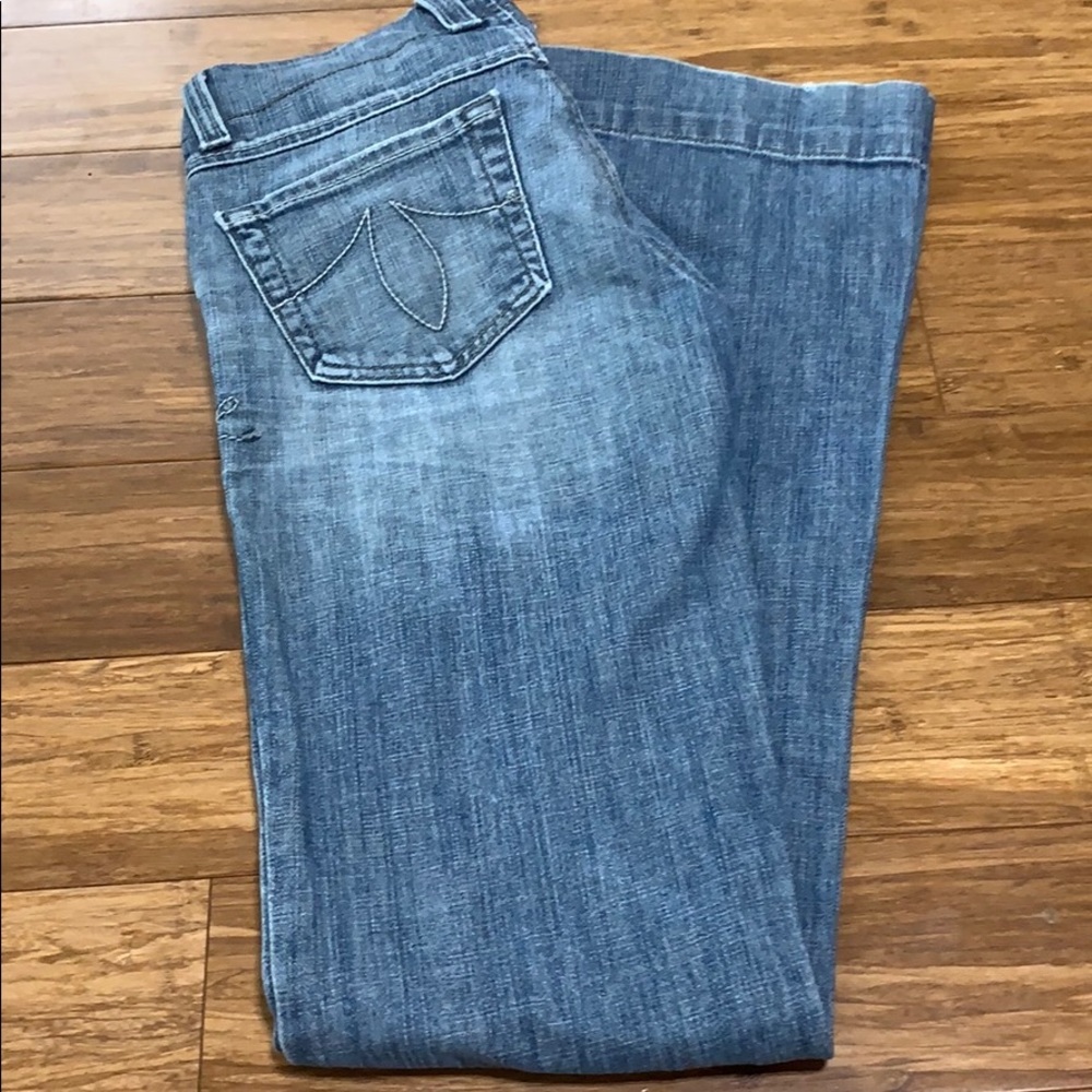 Level 99 jeans wide hem size 25